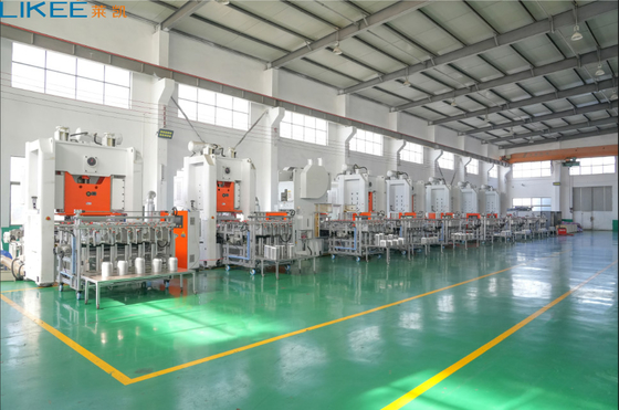 380V 50HZ που γίνεται στην καλύτερη γραμμή παραγωγής εμπορευματοκιβωτίων φύλλων αλουμινίου αλουμινίου κατασκευαστών της Κίνας